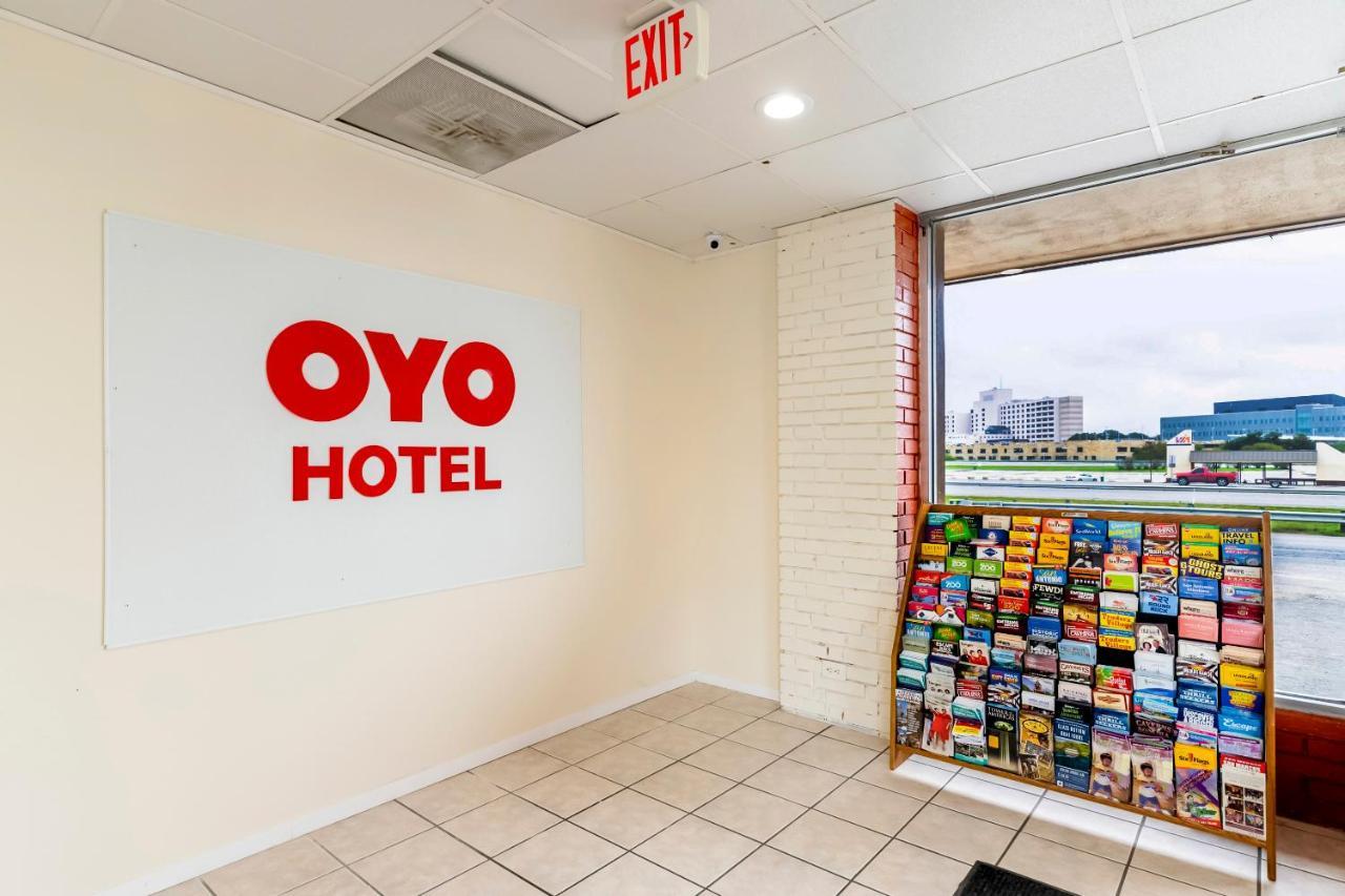 Oyo Hotel San Antonio Lackland Afb Seaworld Hwy 90 W エクステリア 写真