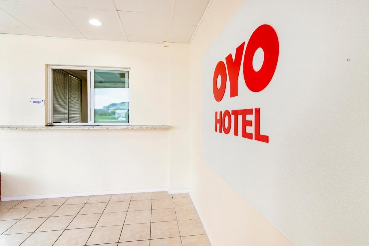 Oyo Hotel San Antonio Lackland Afb Seaworld Hwy 90 W エクステリア 写真